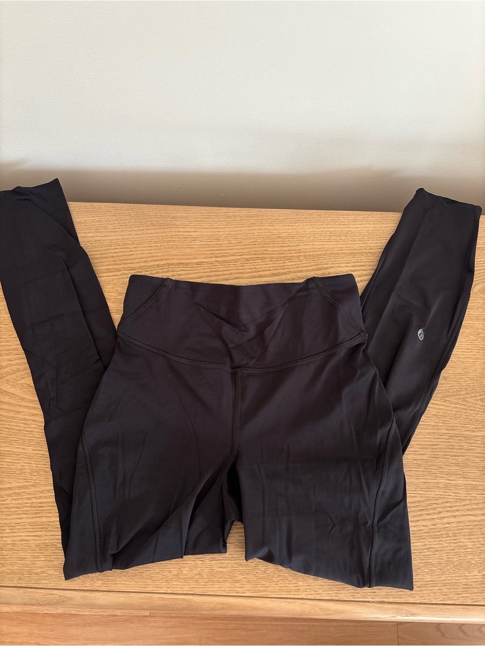 Lululemon Base Pace High-Rise Reflective Tight 25" in Black - Picture 4 of 8